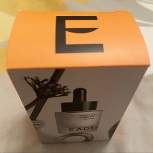 COPY - DON’T BUY🚨ISO In Search 👀Of Eadem Milk Marvel Dark Spot Serum sample box…